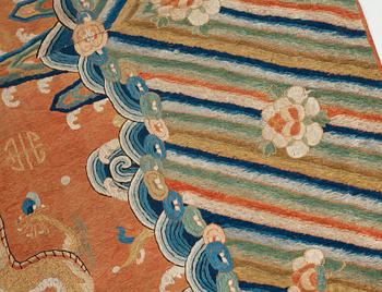 PARTI TEXTILIER, broderat siden. Qing dynastin.