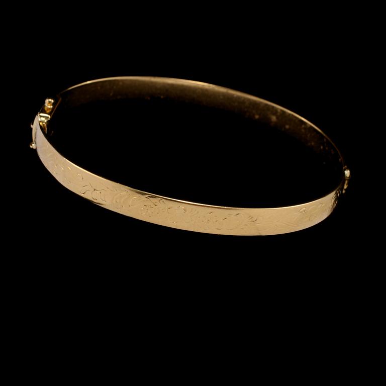 ARMBAND, 18k guld, Sven Gustavsson, Stockholm, 1970. Vikt 18 g.