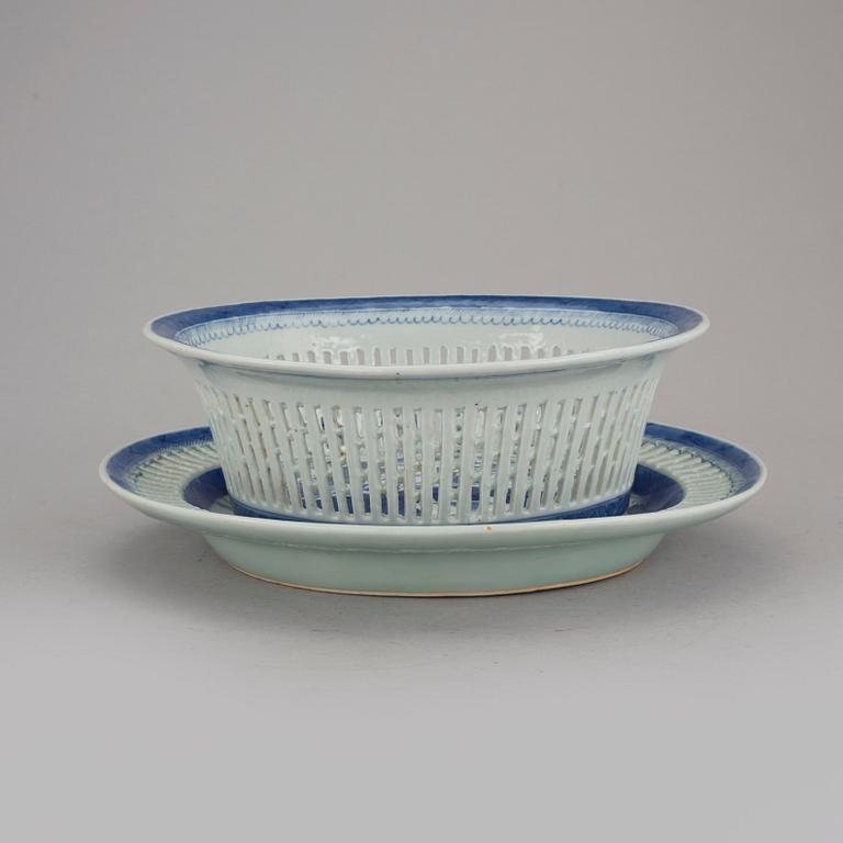 GALLERKORG med FAT, porslin tidigt 1800-tal. Kina.