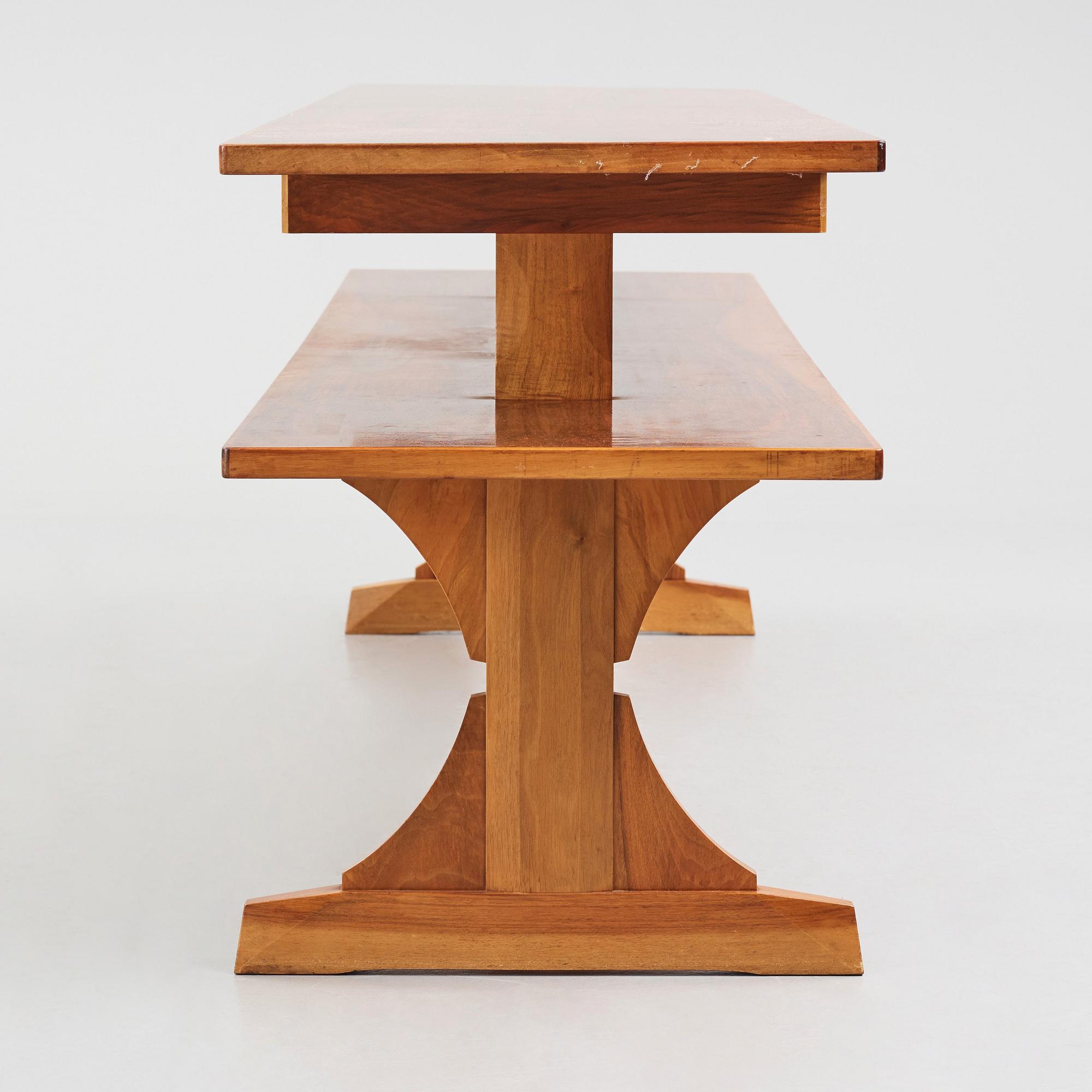 Josef Frank, biblioteksbord / sideboard, Firma Svenskt Tenn, modell 2226.