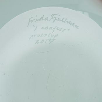 Frida Fjellman, "I confess".