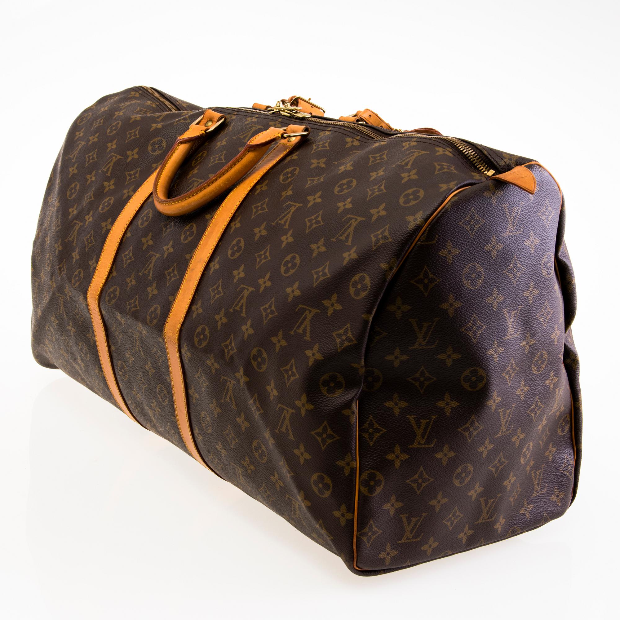 LOUIS VUITTON MONOGRAM KEEPALL 60 BAG.