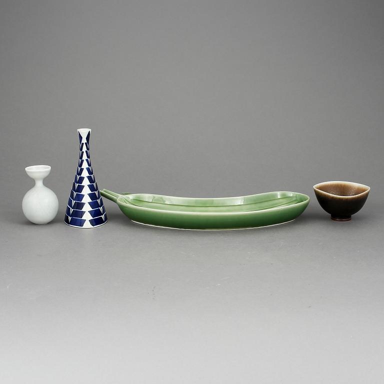 PARTI KERAMIK, 4 delar. Carl-Harry Stålhane, Rörstrand Stig Lindberg, Karin Björqvist och Berndt Friberg, Gustavsberg.