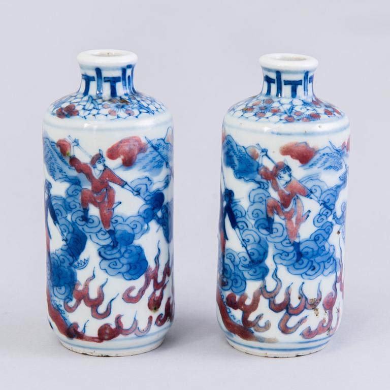 TWO PERFUME BOTTLES, porcelain, Qing dynasty, second half of the 19th century with Yong Cheng mark.