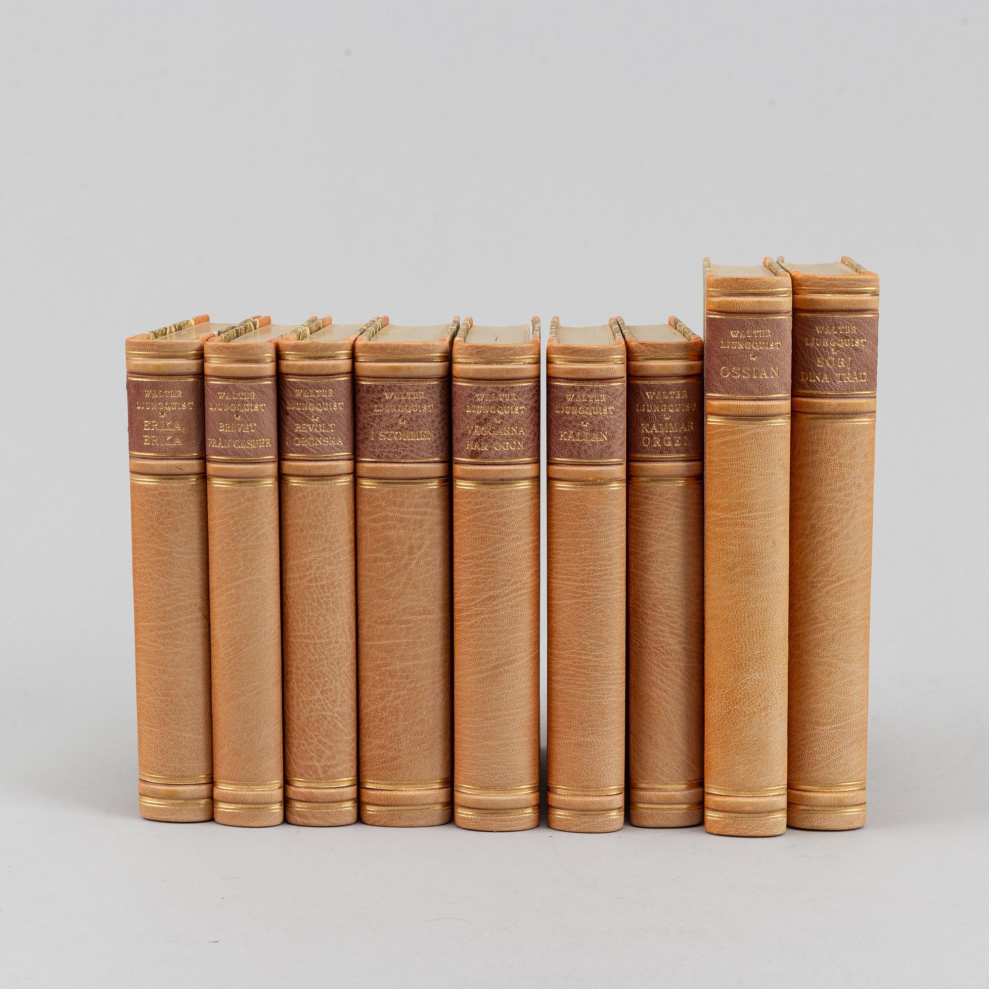 Välbunden svit av Walter Ljungquists böcker i originalupplaga (21 vol).