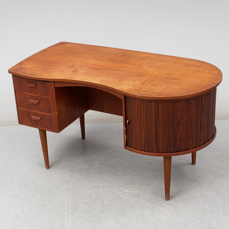 A 1950s / 60s writing desk.
