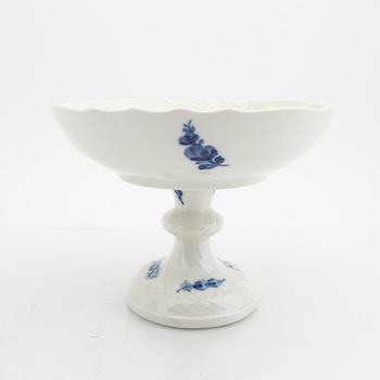 Service 68 dlr "Blå Blomst" Royal Copenhagen Denmark porcelain 1967-1991.