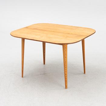 Carl Malmsten, a dining table, 1940's.
