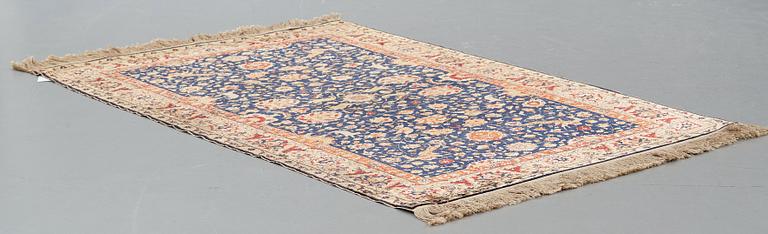 MATTA, antik/semiantik, silke Turkiet, sannolikt Kayseri, ca 178 x 121-124 cm.