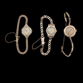 DAMARMBANDSUR, 3 st, 18k och 14k guld. Bla Sverige, 1940-tal. Tot vikt 53,9g