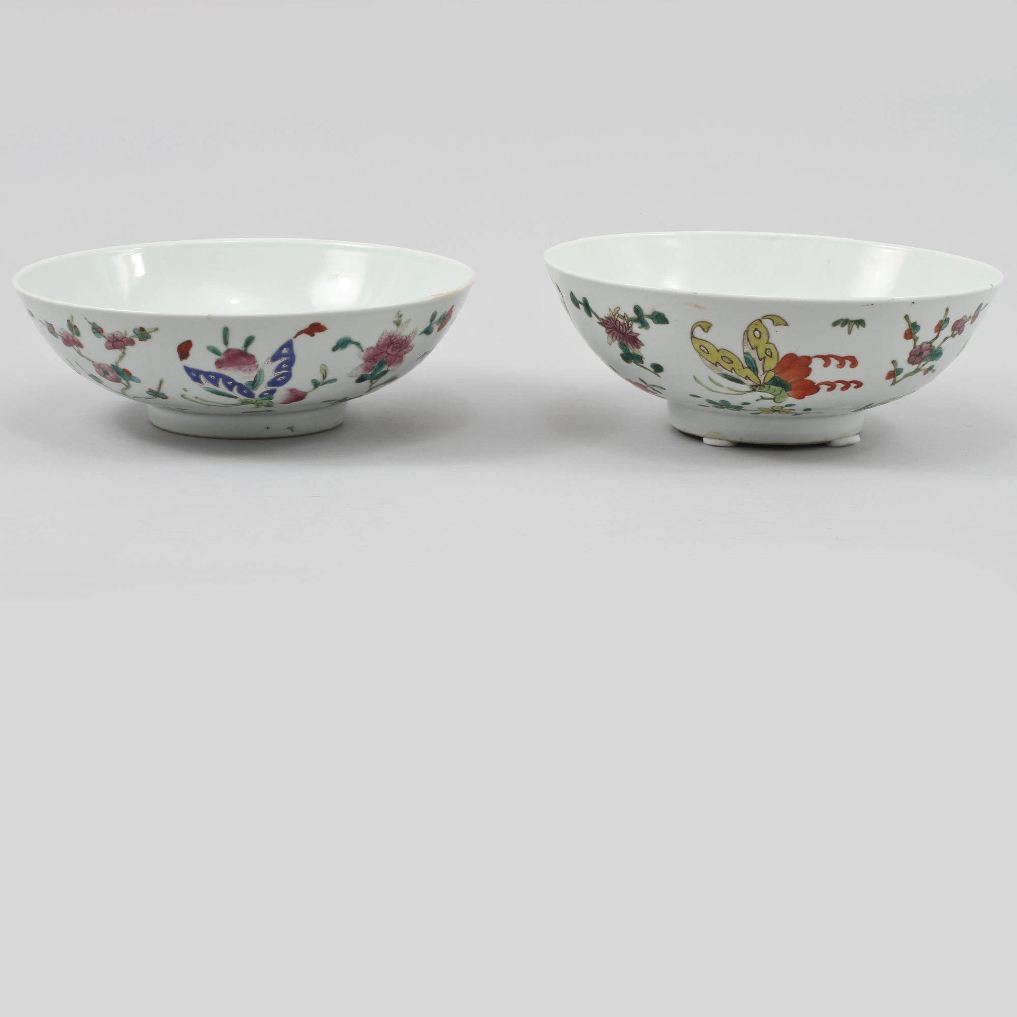 SKÅLAR, ett par, porslin. Kina, 1900-talet första hälft.