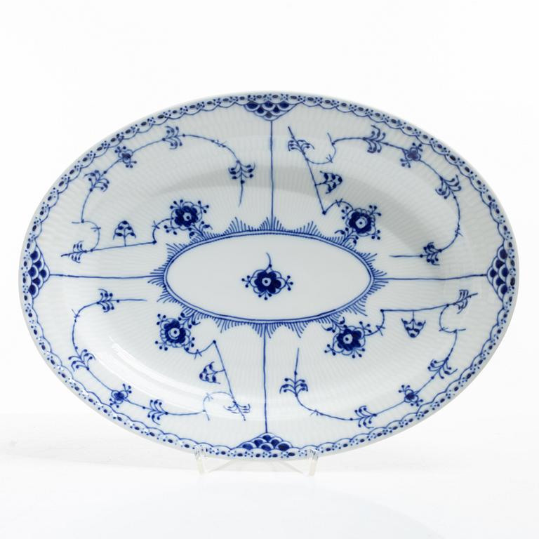 Royal Copenhagen, 27 service pieces, 'Blue Fluted', Denmark.
