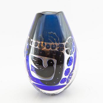 Edvin Öhrström, vase, "The Girl and the Dove", Ariel Orrefors signed 1987.