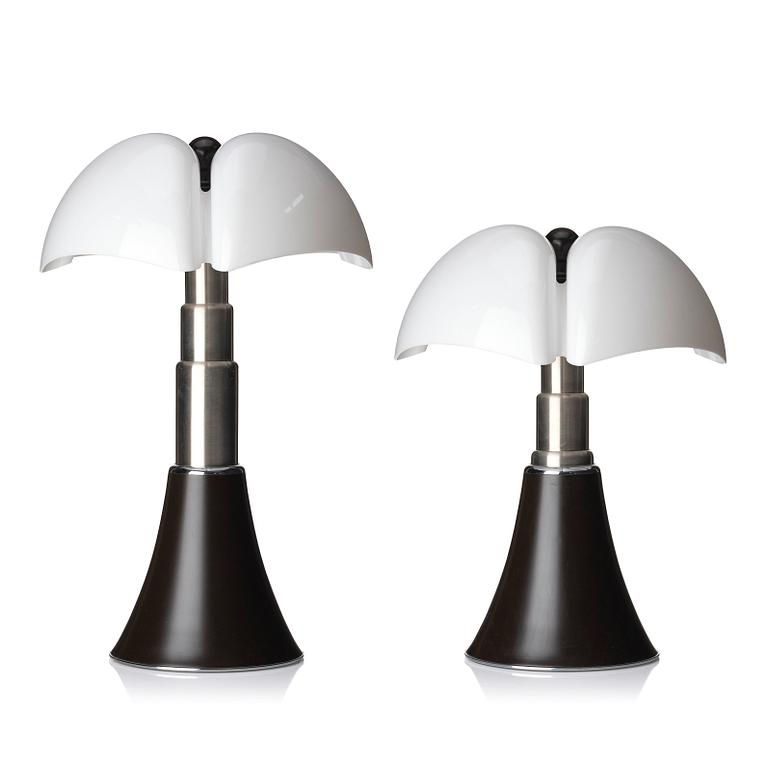 Gae Aulenti, a pair of 'Pipistrello' table lights, Martinelli Luce, Italy, post 1965.