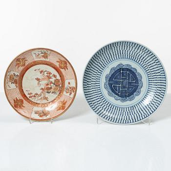Six porcelain plates and dishes, Japan and China, 18th-19th century.