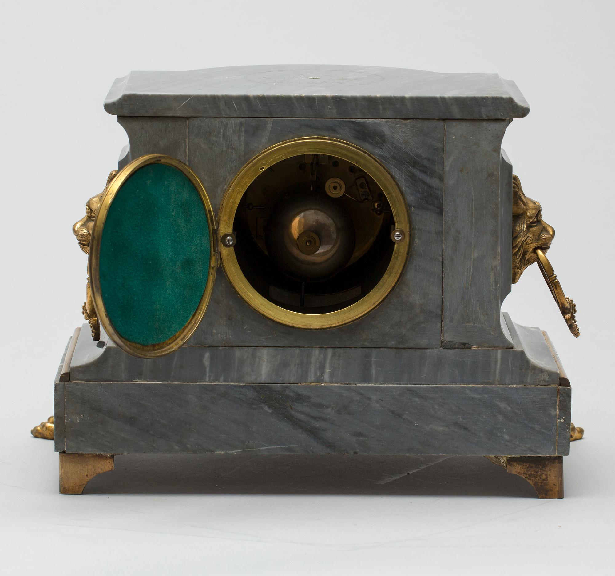 BORDSPENDYL, sent 1800-tal.