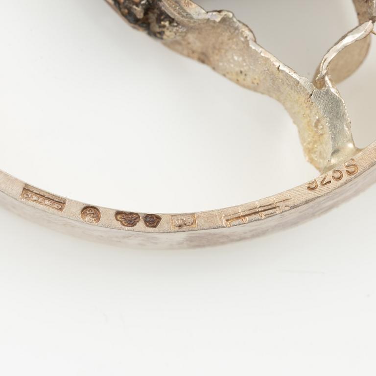 Lars Arby, fyra hängen, sterlingsilver och emalj, Göteborg 1969, 1970 och 1983.