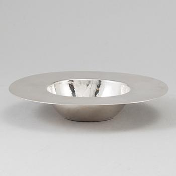 A Birger Haglund sterling silver bowl, Stockholm 1981.