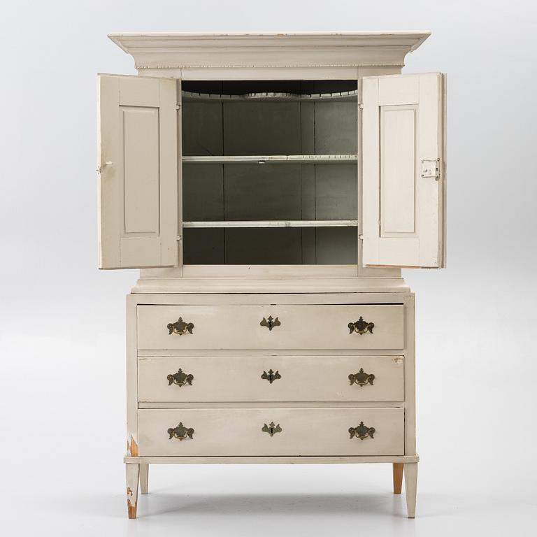 Cabinet, 18th and 19th century.