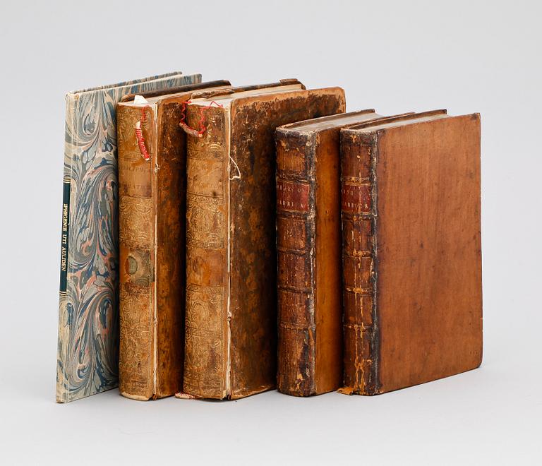 BÖCKER, 5 st, bla "Biographia dramatica or a companion to The Playhouse" I-II av David Erskine Baker, London 1782.