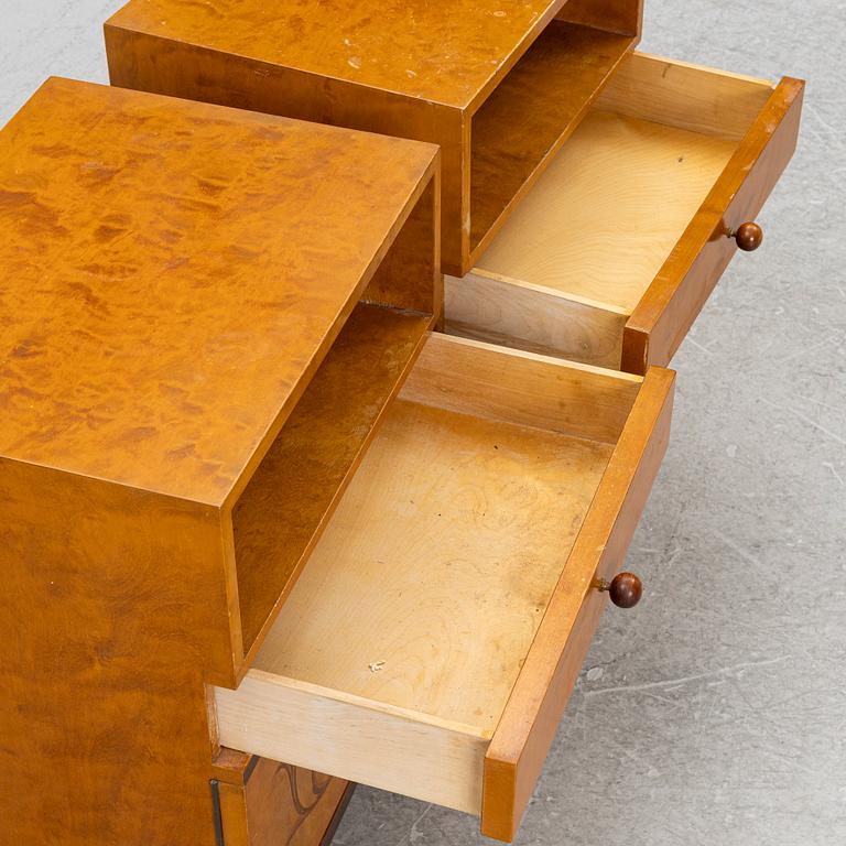 Sängbord, ett par, 1920/30-tal.
