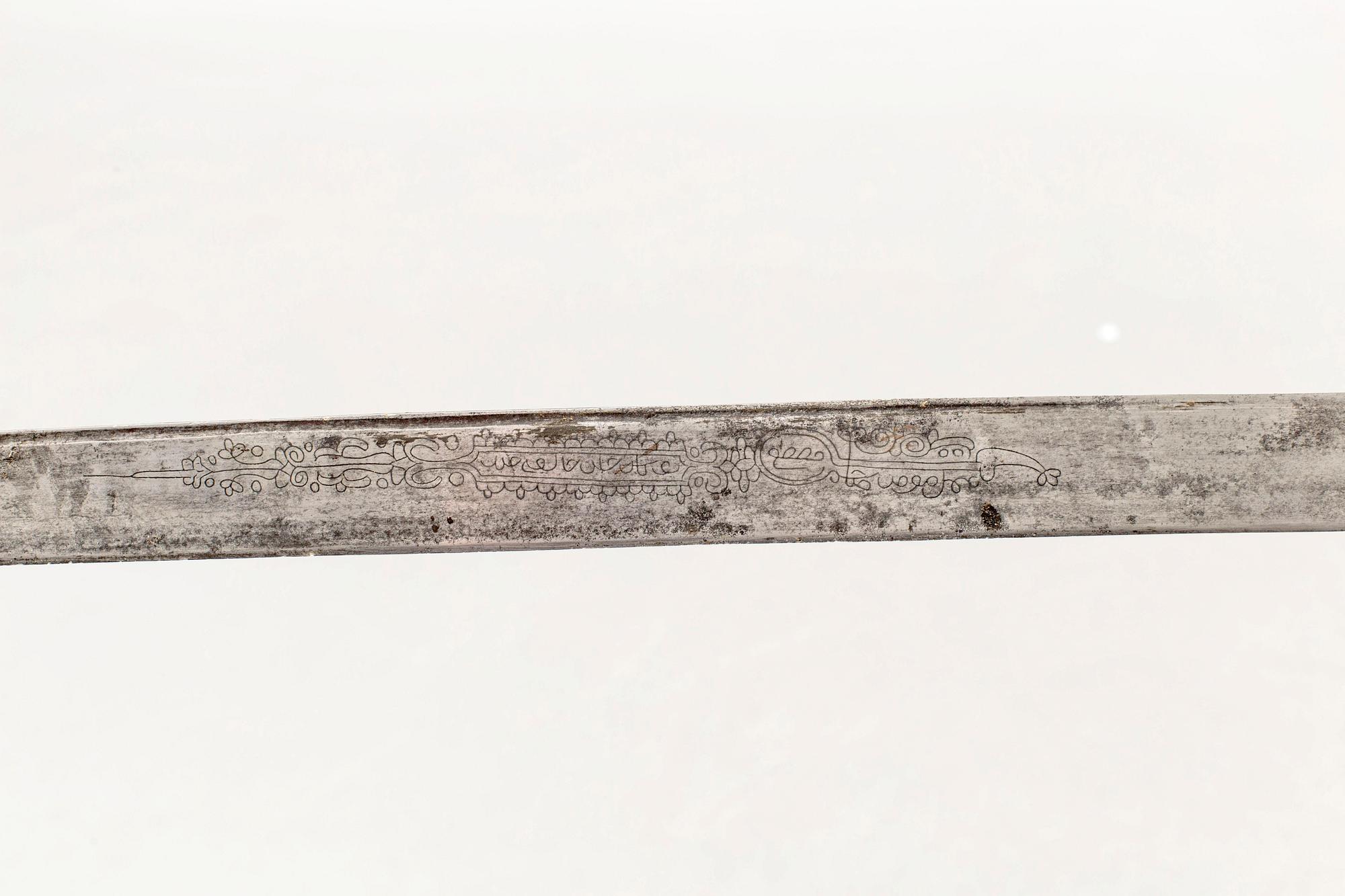 SWORDS - YATAGAN / YATAGHAN, 3 pcs, ottoman, Turkey possibly 19th century.