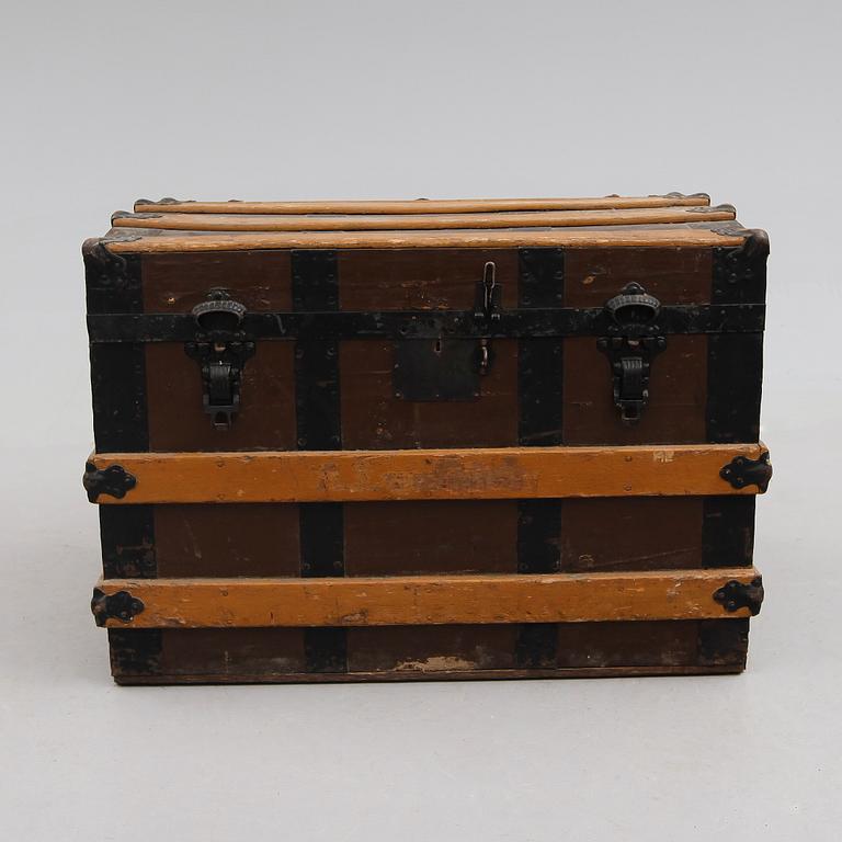 KOFFERT, tidigt 1900-tal.