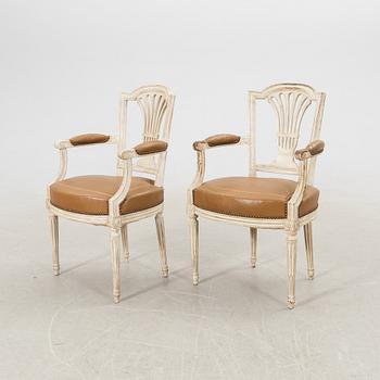 Armchairs, a pair in the Louis XVI style, second half of the 20th century.