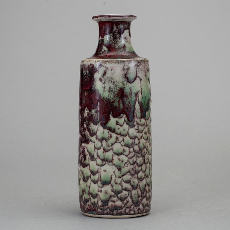 VAS, stengods, Stig Lindberg, Gustavsberg Studio, 1970-tal.