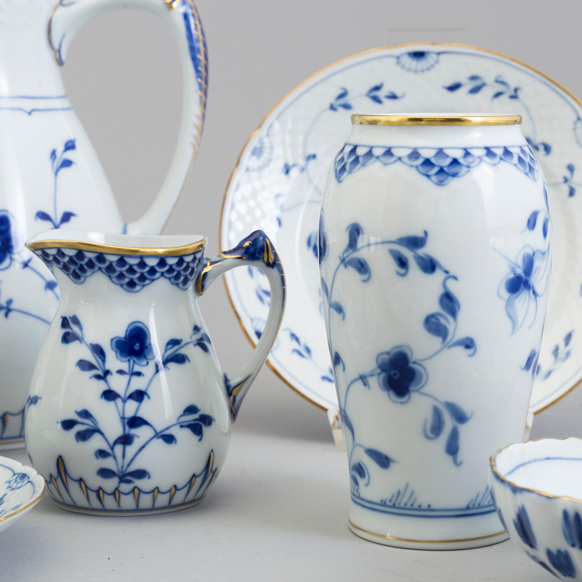 33 pcs of porcelain coffee set by BIng & Grondal.