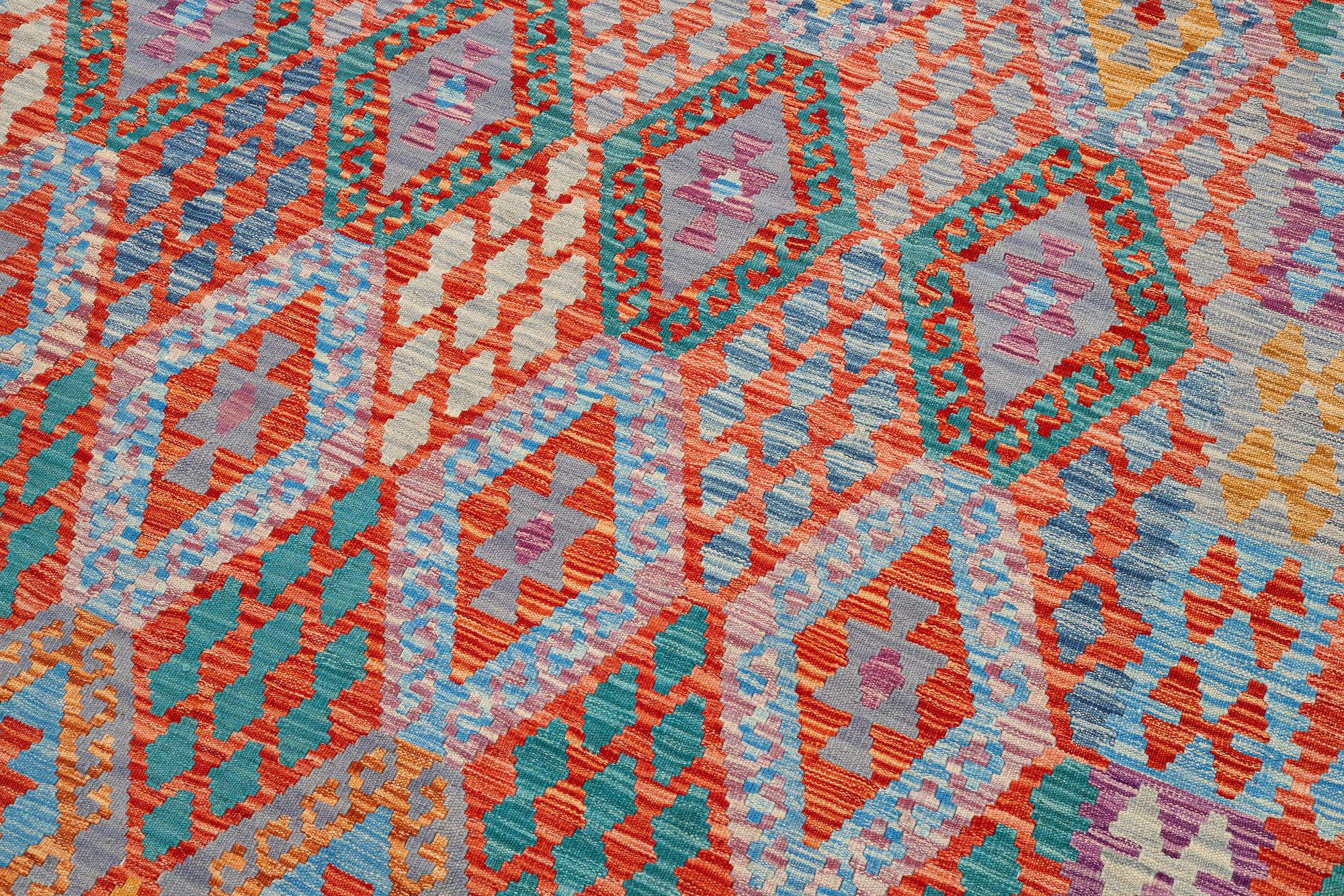 Kilim, modern, approx. 250 x 195 cm.