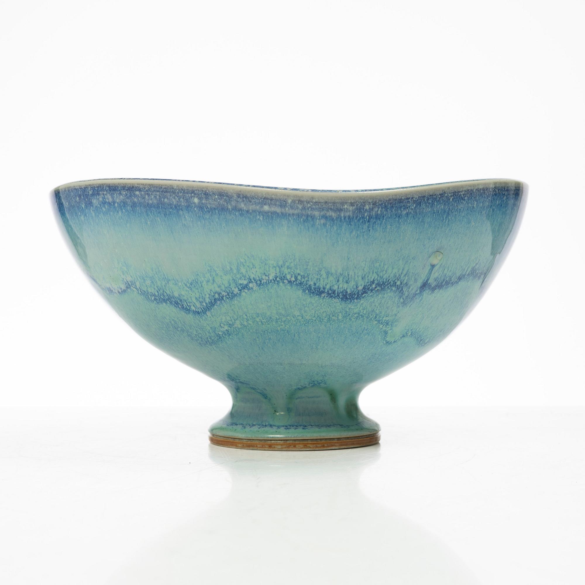 Berndt Friberg, a stoneware bowl, Gustavsberg Studio, 1972.