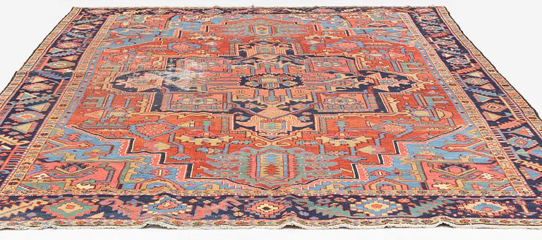 A semi-antique Karadja carpet, ca 376 x 297 cm.