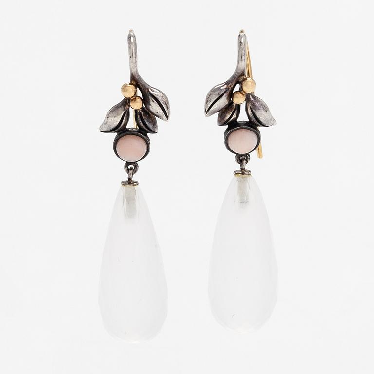 Ole Lynggaard, A pair of 18K gold and silver earrings with quartzes and corals. Denmark.