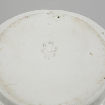 YTTERFODER, 4 st, stengods, Gunnar Nylund, Gustavsberg, 1900-talets andra hälft.