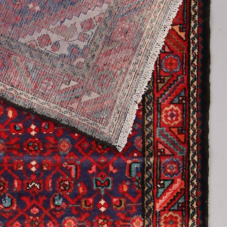 MATTA, galleri, Hamadan, ca 340 x 120 cm.