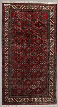 MATTA, Hamadan. Ca 312 x 170 cm.