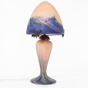 Bordslampa, Art Nouveau-stil, sent 1900-tal.