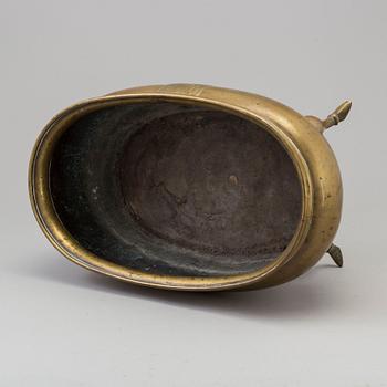 JARDINJÄR, mässing, 1800-tal.