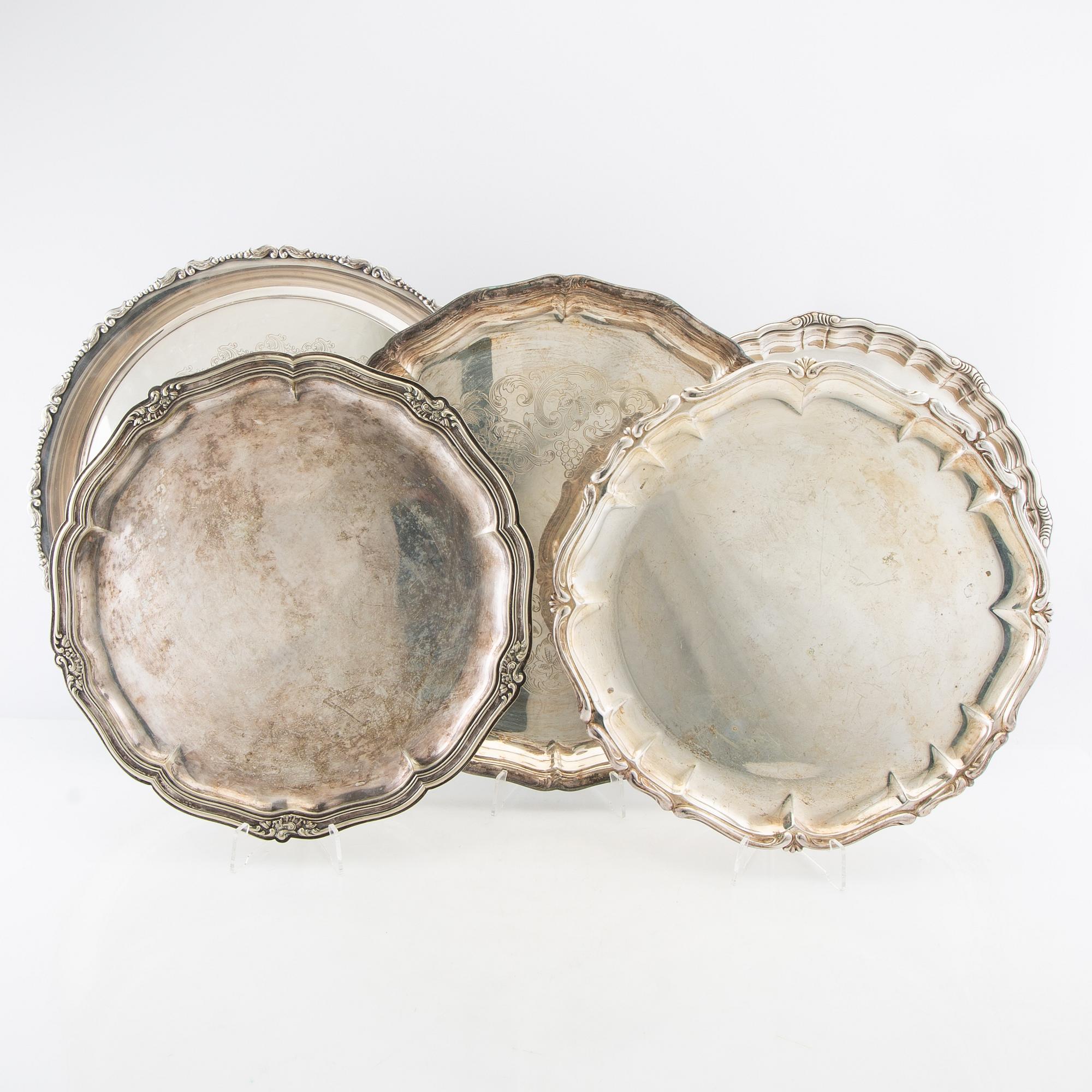 Brickor/Uppläggningsfat 5 st nysilver 1900-talets första hälft.