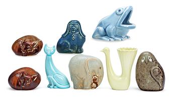 364. A set of eight Gunnar Nylund stoneware figures of various animals, Rörstrand.