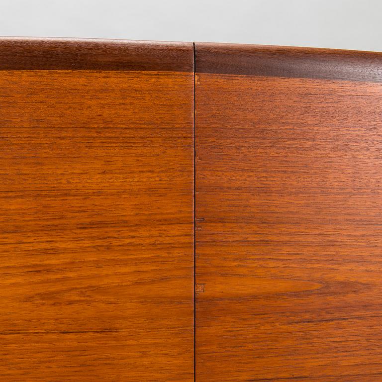 Arne Hovmand-Olsen, 1950's dining table and four chairs for Mogens Kold, A/S Kerteminde, Denmark.