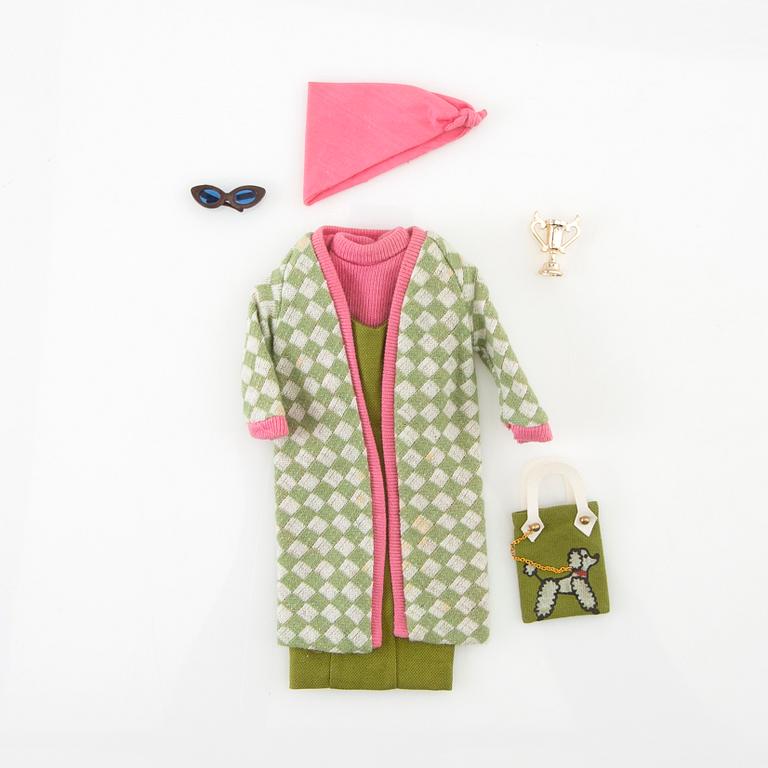 Barbiekläder 4 set. vintage bl a "Dinner at Eight" Mattel 1963-64. "Nighty Negligée" Mattel 1959-64.