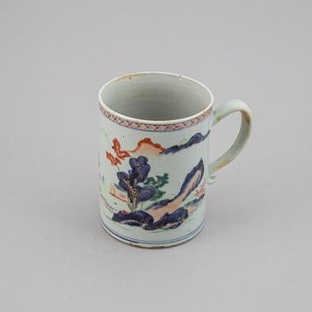 A famille rose export porcelain jug, Qing dynasty, Qianlong 1736-95).