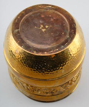 YTTERFODER, mässing, 1900-talets första hälft.