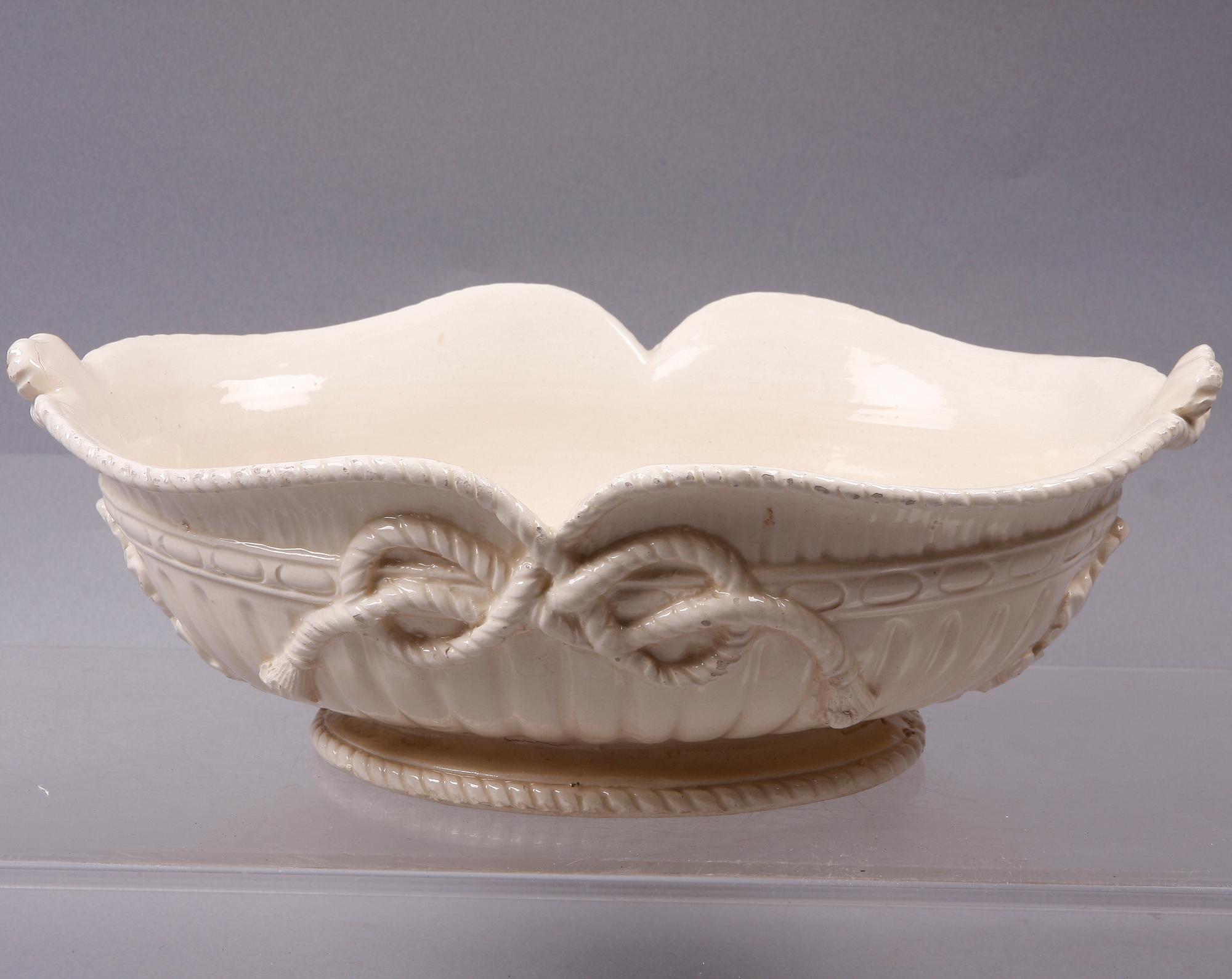 SKÅL, keramik, Italien. 1900-tal.