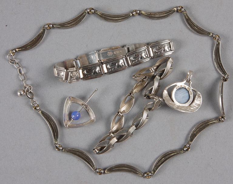SMYCKEN, 5 delar, silver och sten, bl a Alton, 1900-talets andra hälft.