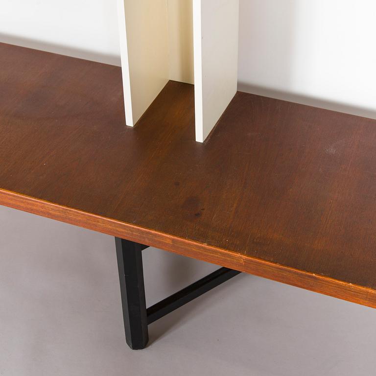 Carl Gustaf Hiort af Ornäs, hylla,"Välipala" för HMN Huonekalu Mikko Nupponen 1950-tal.