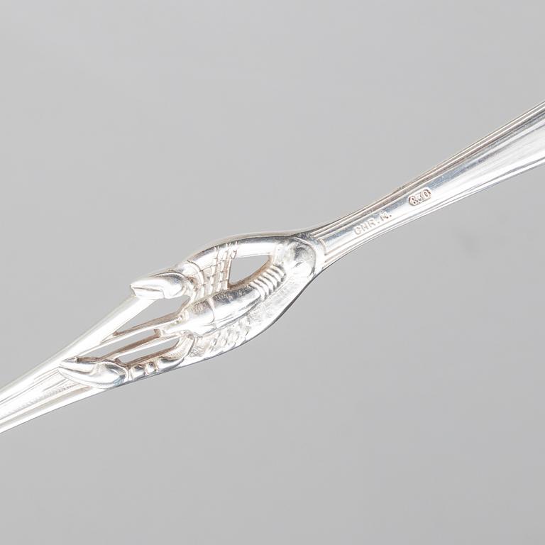 Seafood cutlery, 12 pieces, silver, 20th century.