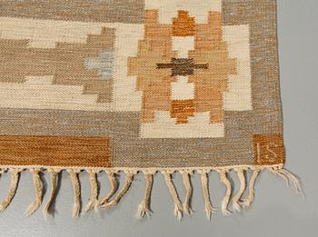 MATTA, rölakan, Ingegerd Silow, monogramsignerad, 1900-talets andra hälft, 240 x 170 cm.